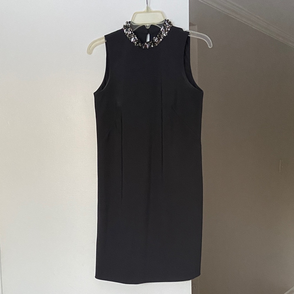 Ann Taylor Elegant dark grey Sleeveless Dress with Embellished Collar size 2 XS